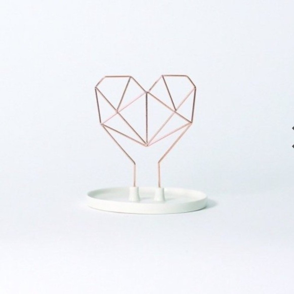 Imm Living Coxet Porcelain and Wire Heart Jewelry Holder White Rose Gold